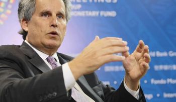 FMI acuerda desembolso de 5.400 millones de asistencia financiera a Argentina