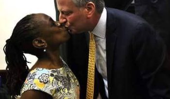 Dicen alcalde NY defiende haitianos, porque tiene una amante haitiana
