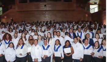 Supérate gradúa 300 estudiantes de su centro gastronómico en Boca Chica