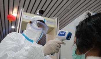 Aumentan a 722 los muertos por coronavirus en China; 34 mil 546 contagiados 