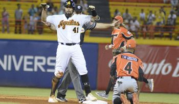 Águilas Cibaeñas vencen 10-3 a Toros del Este