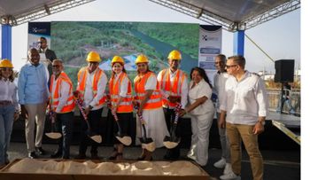 Raquel Peña entrega obras e inicia proyecto de agua en La Romana