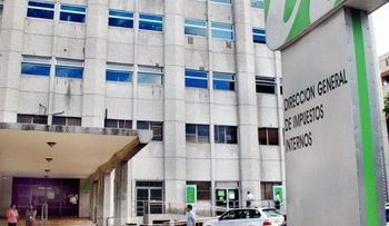 Denuncian  DGII le quiere cobrar 18% de impuestos materiales cirugías