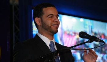 Hijo del ministro de Educación lanza precandidatura a diputado
