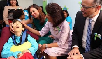 Reconocen Primera Dama en el Día Mundial de la Parálisis Cerebral
