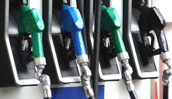 Aumentan RD$4.00 a las gasolinas y RD$3.00 a los gasoil; el GLP sube RD$1.00
