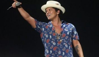 Bruno Mars cerró recorrido en República Dominicana 