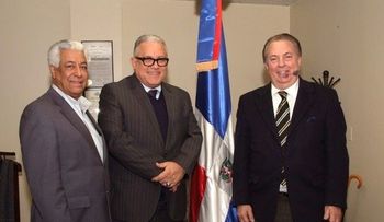 Eduardo Selman toma posesión como cónsul en Nueva York