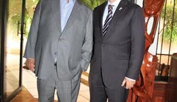 Hipólito Mejía recibe visita embajador de EEUU James (Wallly) Brewster