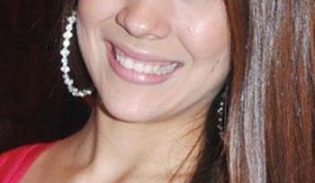 Nahiony Reyes llegaría con su esposo, Abel Martínez, al Soberano