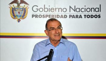 Negociadores de paz colombianos viajan mañana a Cuba a otra ronda con FARC