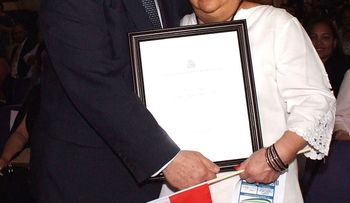 Eduardo Selman valora esfuerzos de padres para una educación integral de sus hijos en EEUU