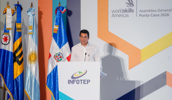 Collado apoya formación técnica en WorldSkills