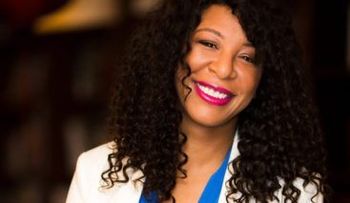 Alva Johnson, ex empleada de Trump, lo demanda por "conducta sexual depredadora" 