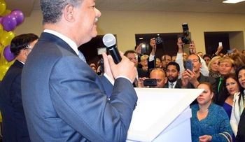 Leonel dice que Estados Unidos es la Nación a seguir en el mundo 