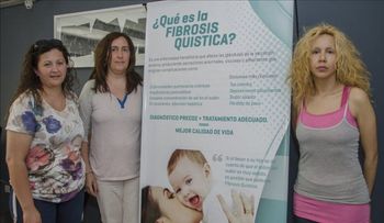 Madres exigen cobertura médica para niños que padecen Fibrosis Quística