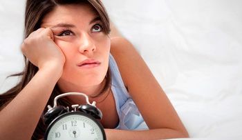 Dormir mal podría vincularse con que el cerebro se encoja.