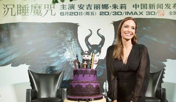 Angelina Jolie, de cumpleaños