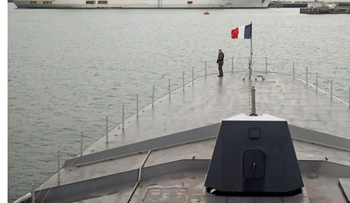 Militares franceses de Brest disparan contra drones