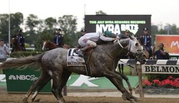 Creator y el boricua Ortiz sorprenden y ganan en Belmont
