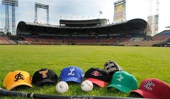 El Todos contra Todos en su parte final; Escogido; Licey; Aguilas y Gigantes