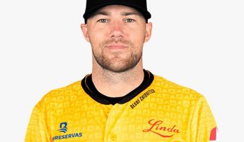 Águilas contratan receptor Brett Sullivan