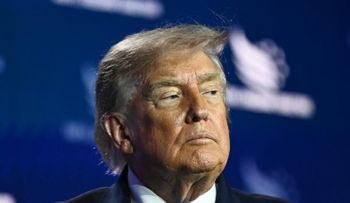 Trump advierte a Irán que tiene una "última oportunidad" para firmar un "buen" acuerdo
