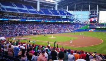 República Dominicana gana su primer encuentro del Clásico Mundial; vence 9 por 2 a Canadá