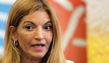 Productora artistista puertorriqueña, Maritza Casiano, denuncia extorsión en el AILA