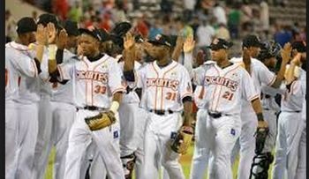 Aguilas acaban Toros y sufren con las Estrellas; Orientales no pueden con los Toros, y Gigantes los vence a todos 