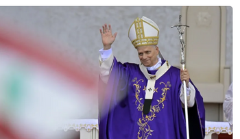 El papa se despide del Líbano pidiendo fin de la violencia