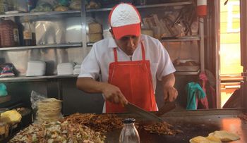 Las enfermedades ocultas que afectan a los populares taqueros mexicanos
