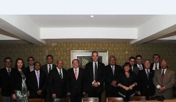 Ministro de Industria y Comercio se reúne con empresarios de Paraguay; buscan fomentar inversión en RD