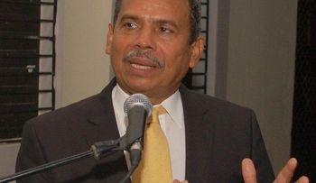 Radhamés Segura rechaza campaña contra Leonel 