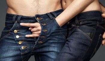 Un nuevo Jeans te permite tocarte sin ser contorsionista