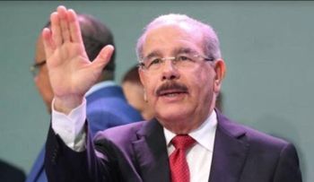 Una anécdota para Danilo, por si cree que aquí va a entrar el mar  
