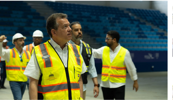 Ito Bisonó supervisa obras deportivas para Juegos 2026