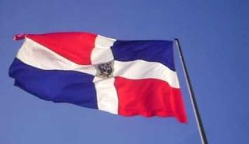Bandera Dominicana entre las diez más bonitas del Mundo (VIDEO)