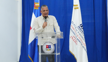 INABIE entrega lentes a 81 estudiantes de Samaná