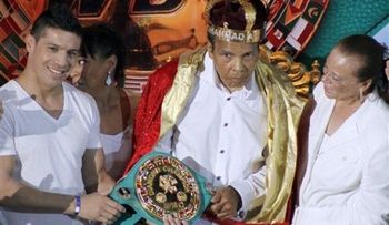 Hospitalizan a Muhammad Ali por neumonía 