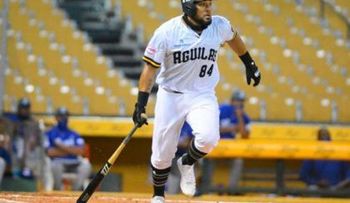 Gigantes ponen a EO al "borde del precipicio"; Aguilas siguen con vida
