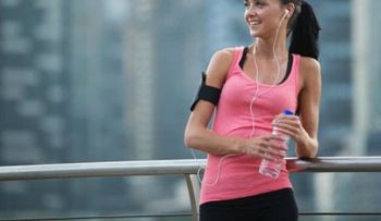 ¿Cómo ayuda el ejercicio a las pacientes con cáncer de mama?