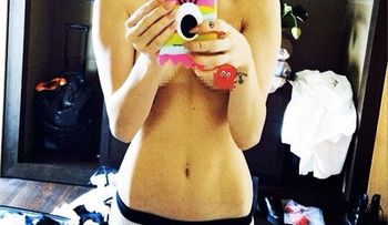 Miley Cyrus vuelve a compartir fotos â??calientesâ? en Instagram