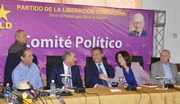 Reelección habría sido aprobada a cambio de candidatura Margarita, legisladores LF, y permanencia jueces Altas Cortes