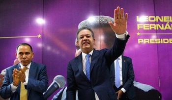 Leonel Fernández se opone a una modificación constitucional 