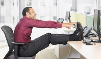 10 sencillas maneras de perder dos kilos en el trabajo