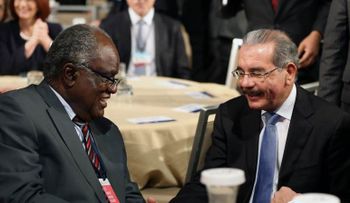 VIDEO: En NY Danilo asiste a sesión Iniciativa Global Clinton