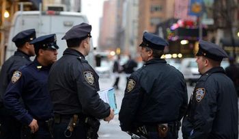 Dominicanos NY respaldan ciudad reclute 1,300 nuevos policías