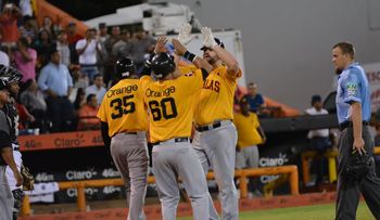 Aguilas disponen de los Gigantes y Toros derrotan Estrellas