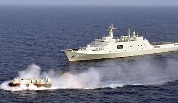 Expertos aseguran que China envía buques de guerra hacia Siria  